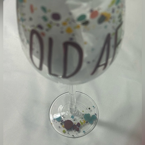 "Old AF" Fun Novelty Wine Glass with Gift Box - Picture 4 of 11